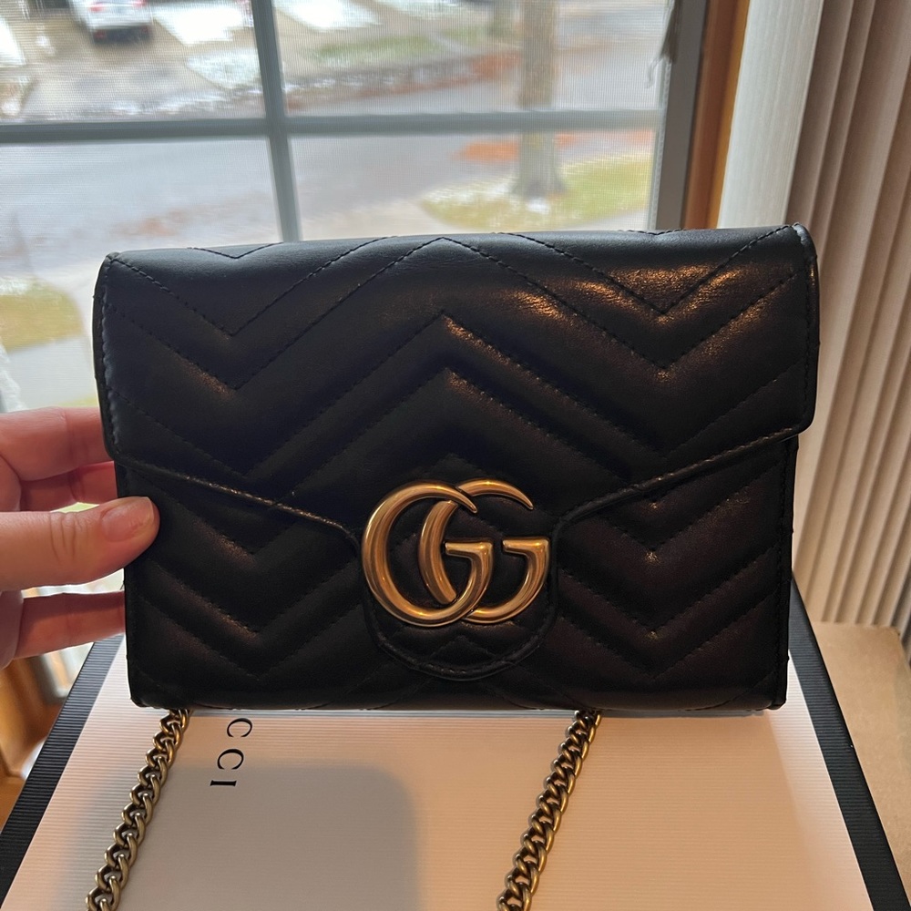 The Gucci GG Marmont chain mini bag